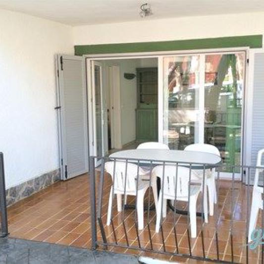 Eingang zu barrierfreier Wohnung Terrasse PiaMar Apartment Typ 5